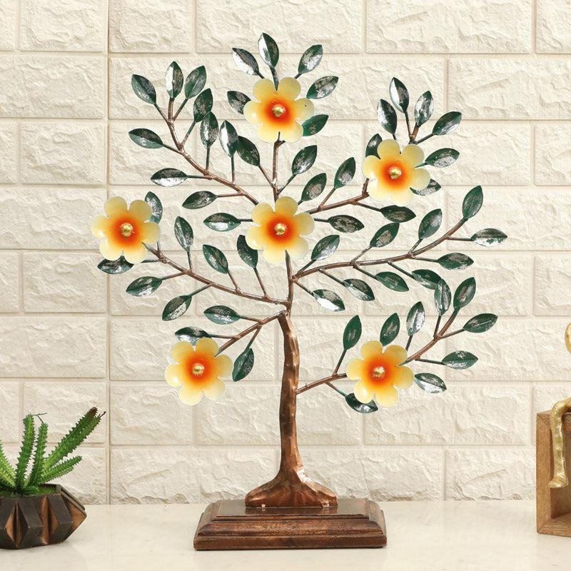 Dzhelika Wonder Tree Showpiece