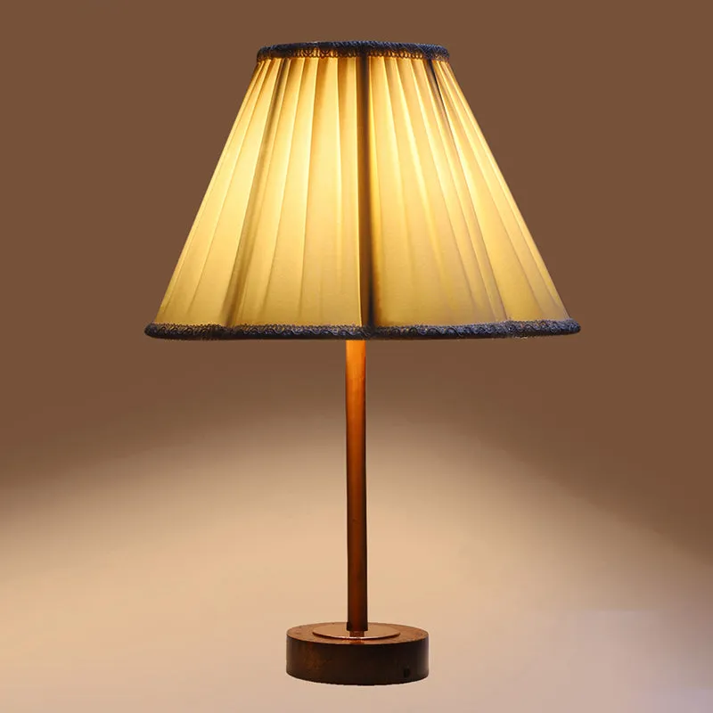 Pleatra Rodin Wooden Table Lamp - White media 6