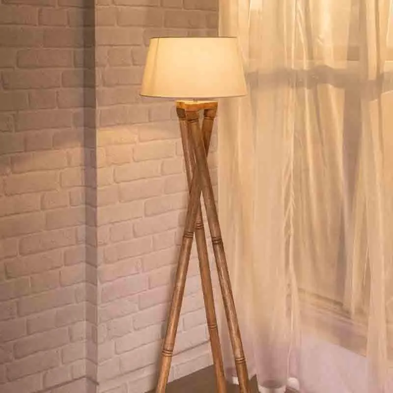 Criss Crossed Tripod Lamp - White media 3