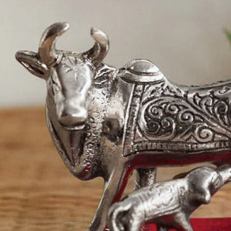 Sacred Cow And Calf Showpiece media 3