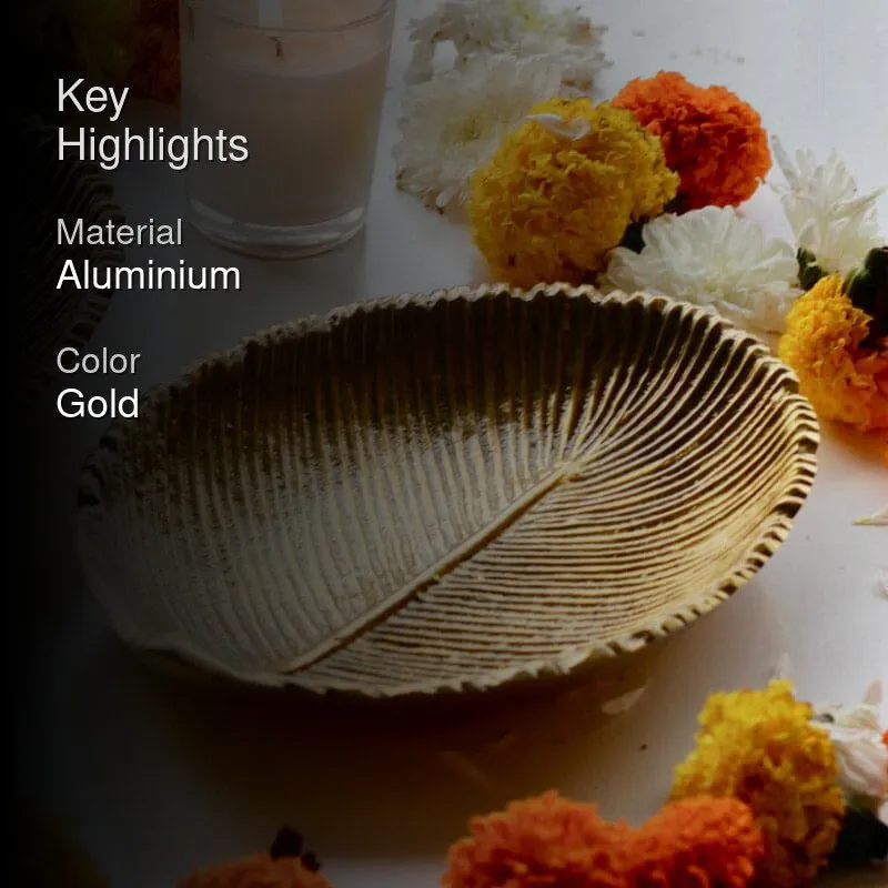 Lushy Leaf Accent Tray - Gold media 2
