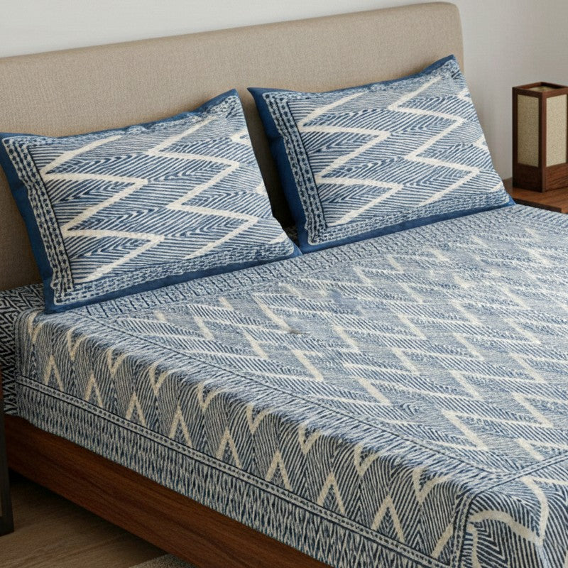 Jorie Geometric Printed Cotton Bedsheet (Blue) - 120 TC media 3