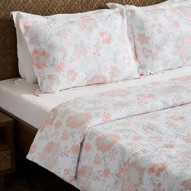 Petal Grace Cotton Duvet Cover (Pink) (230 Gsm) - Three Piece Set media 1