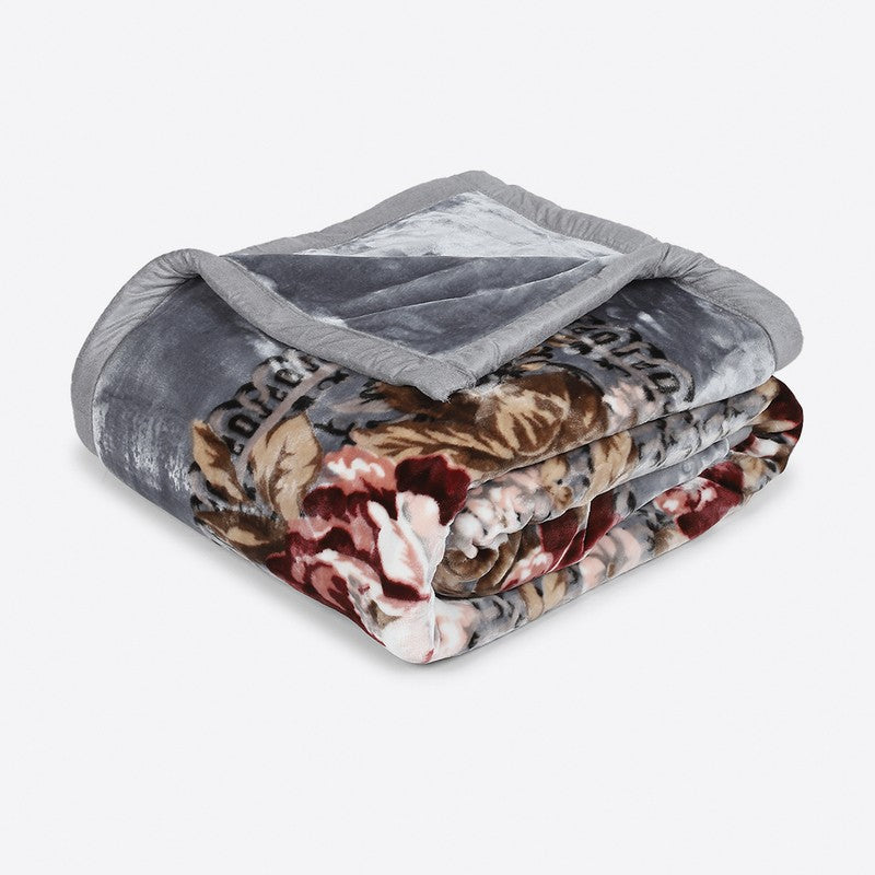 Monte Carlo Floral Elegance Blanket - 1042 GSM media 5