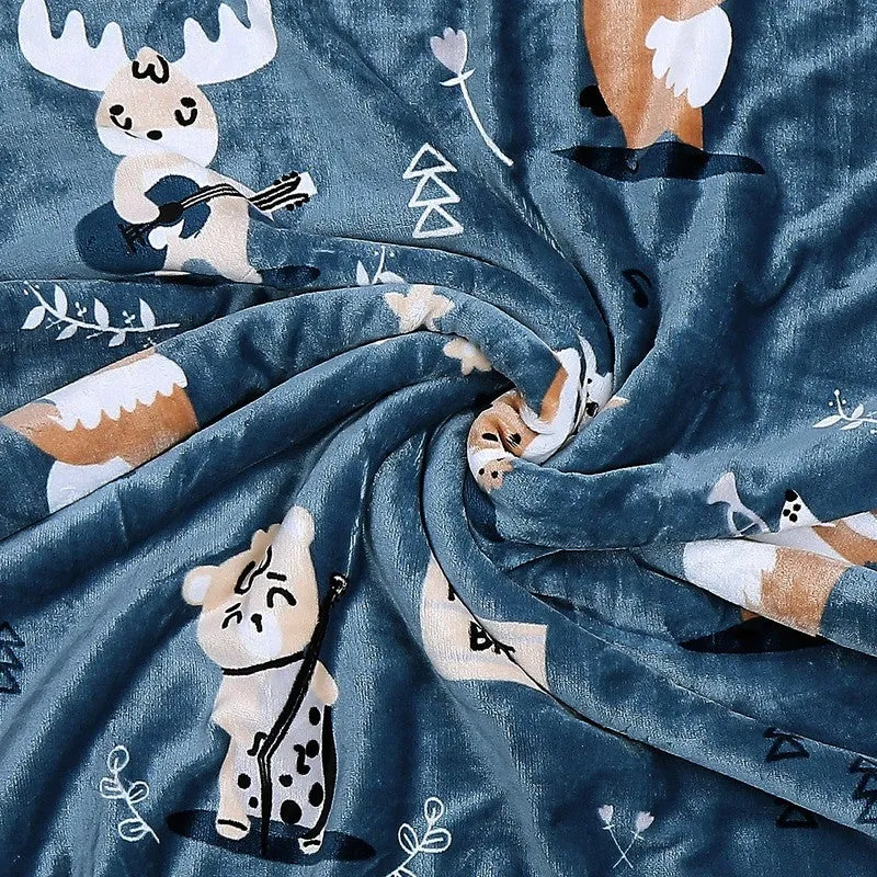 Monte Carlo Forest Friends Blanket - 550 GSM media 5