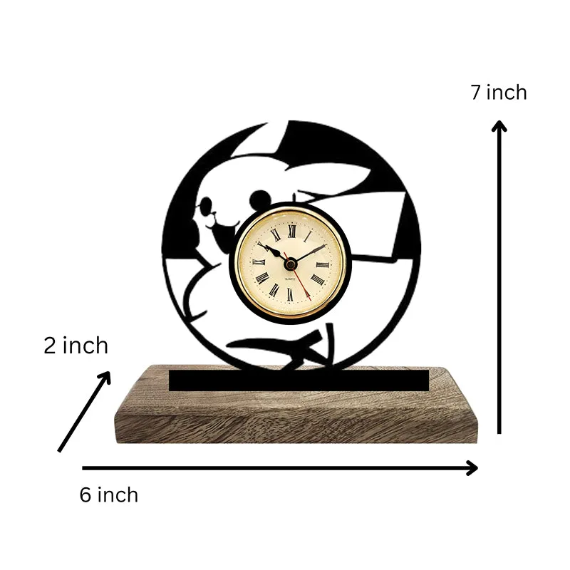 Pikachu Noir Analog Table Clock media 5
