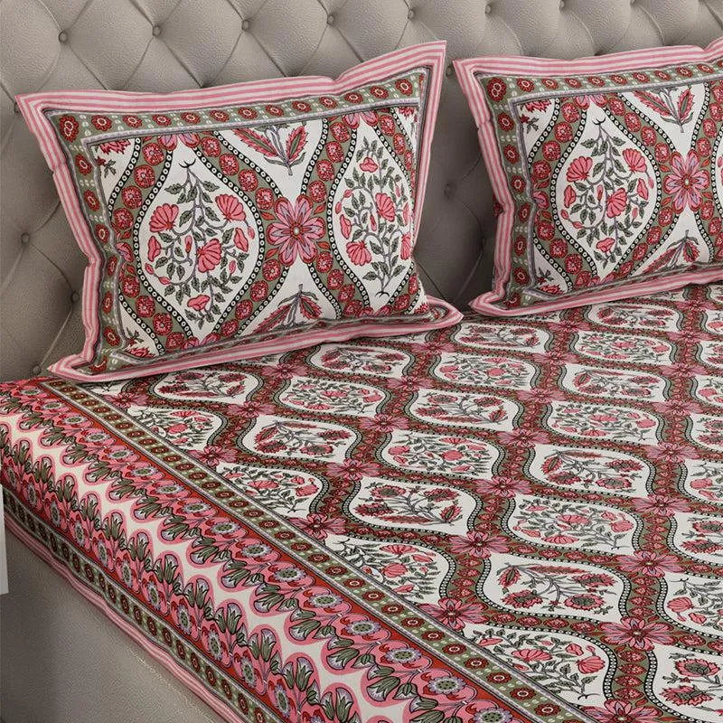 Kirthi Printed Cotton Bedsheet (Red) - 240 TC media 3