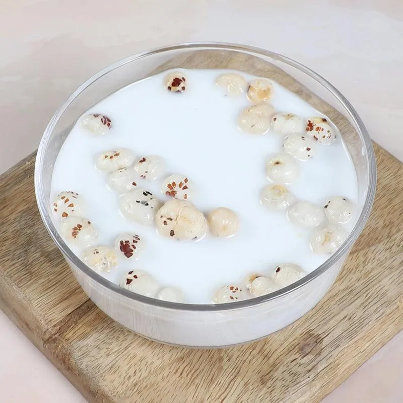 Taro Glass Serving Bowl - 700 ML media 4