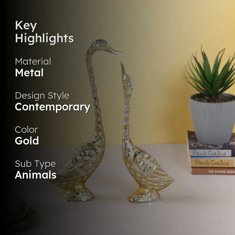 Swan Simple Showpiece media 2