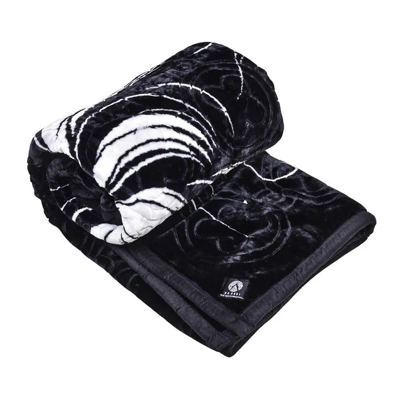 Shadow Stripes Blanket - 1300 GSM media 9