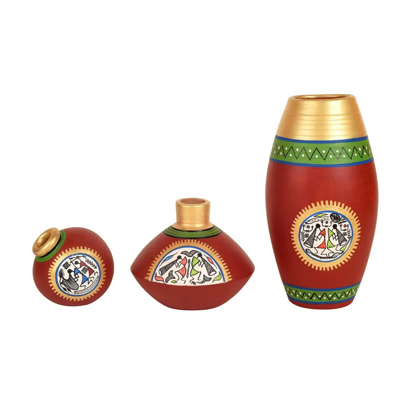 Thuraya Warli Terracotta Vase - Three Piece Set media 4