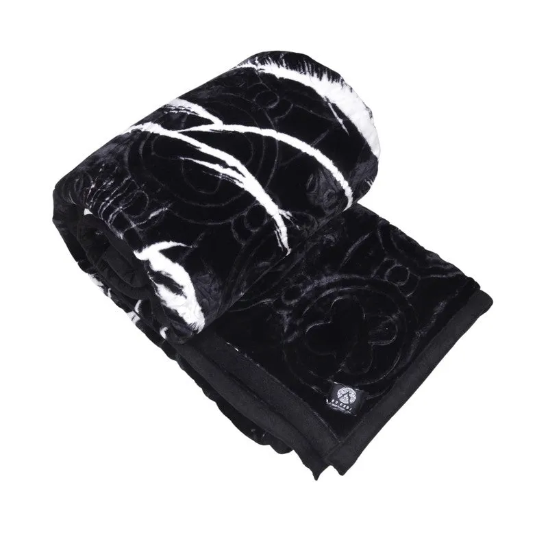 Phantom Fang Blanket - 1300 GSM media 9