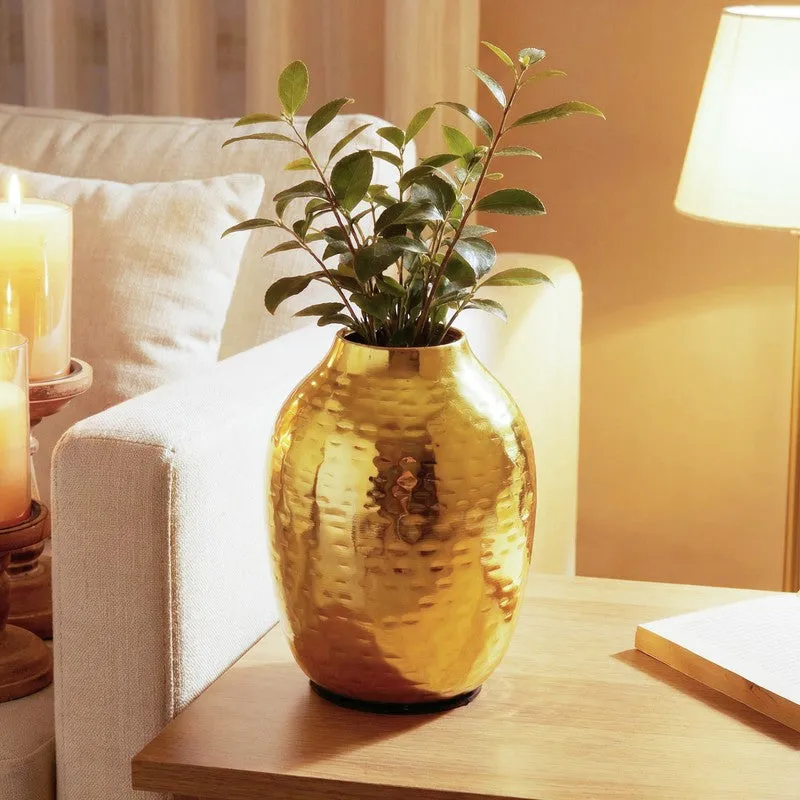 Petal Cascade Metal Vase -Gold media 6