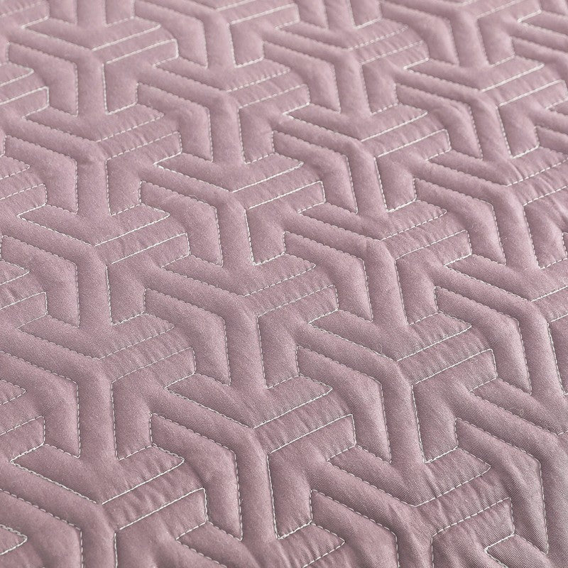 Elegant Pink Geometric Cotton Bedcover media 4