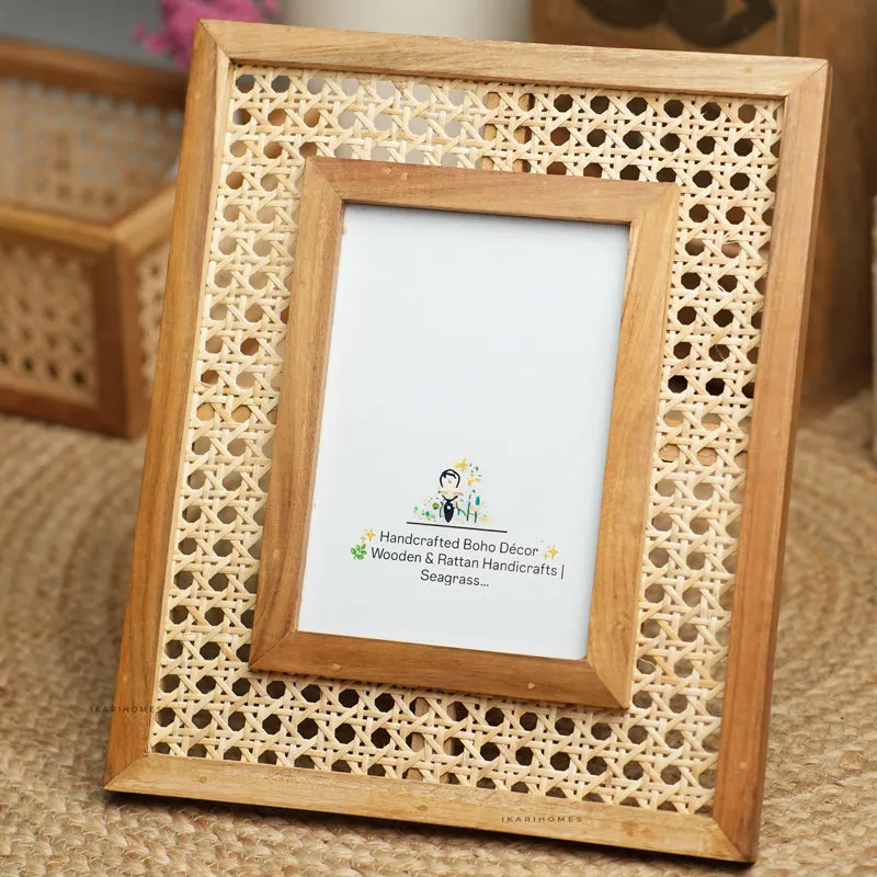 EraHold Rattan Mesh Photo Frame media 1