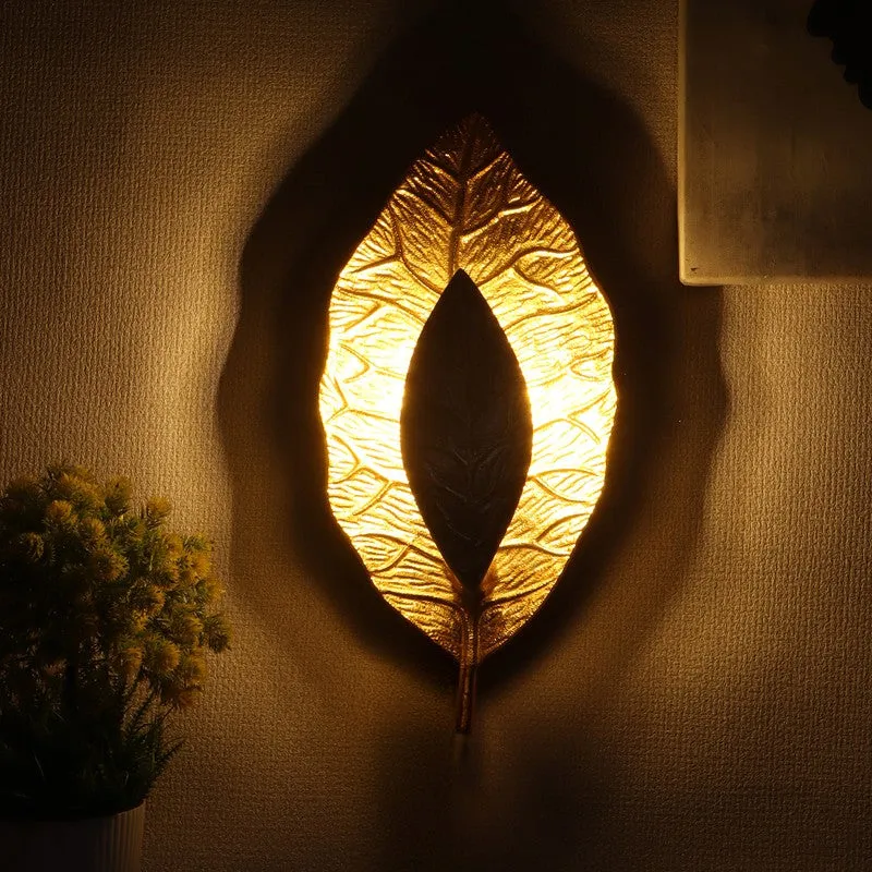 Roselith Iron Wall Lamp media 4