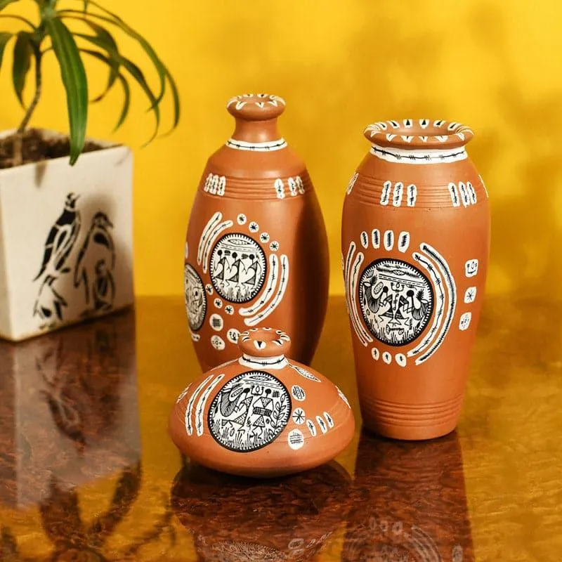 Aspari Tribal Terracotta Vase - Set Of Three media 1