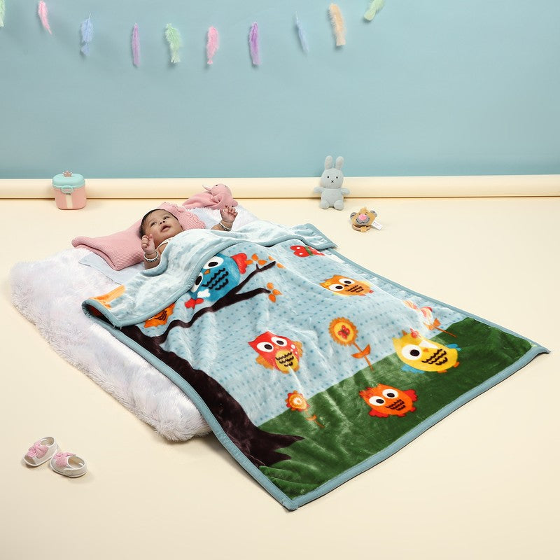 Monte Carlo Whimsical Owl Snuggle Blanket - 600 GSM