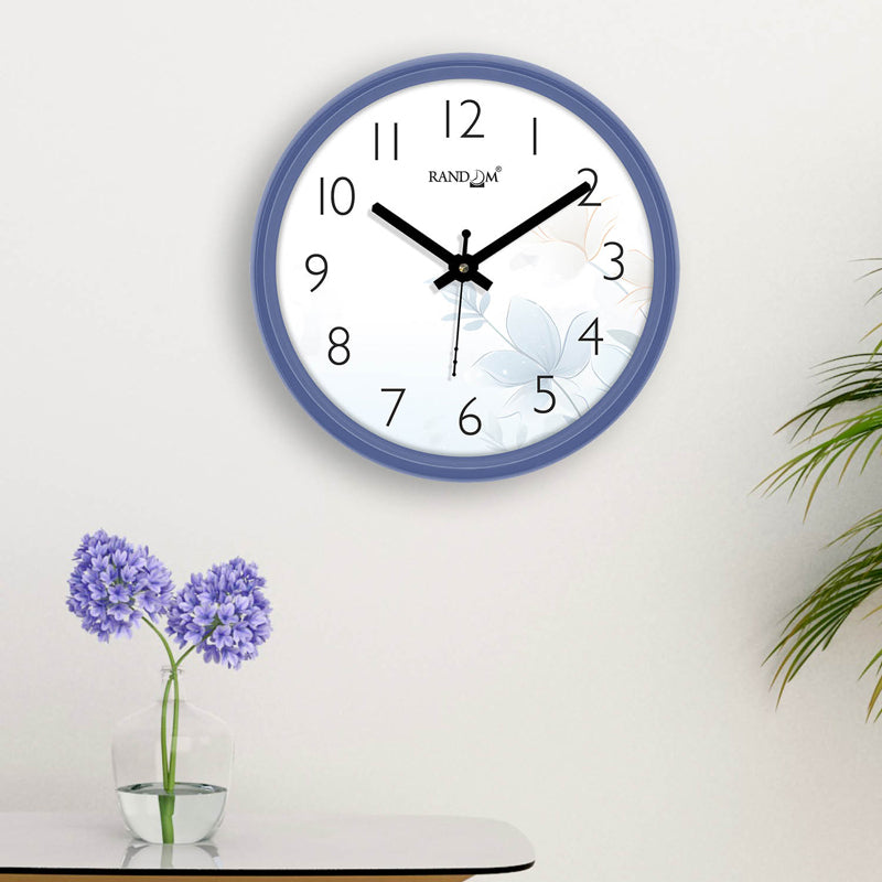Second Flash Analog Wall Clock