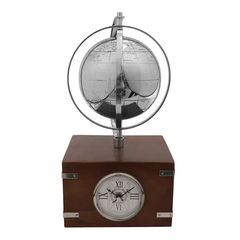 Classic Paris-Inspired Table Clock Silver media 3