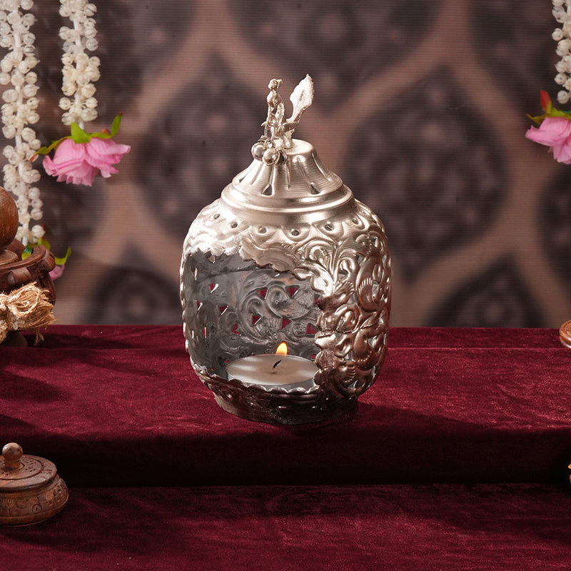 Berry Charm Tea Light Holder media 3