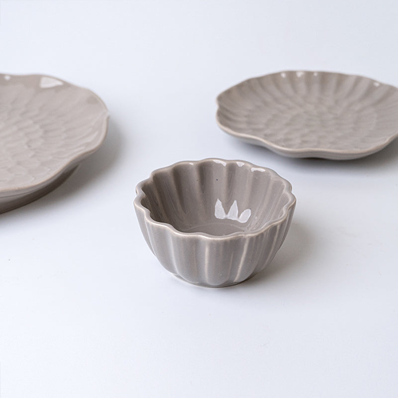 Ripple Ceramic Dinner Set - 18 Piece Set media 5