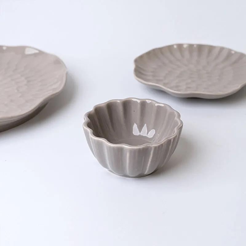 Ripple Ceramic Dinner Set - 18 Piece Set media 5