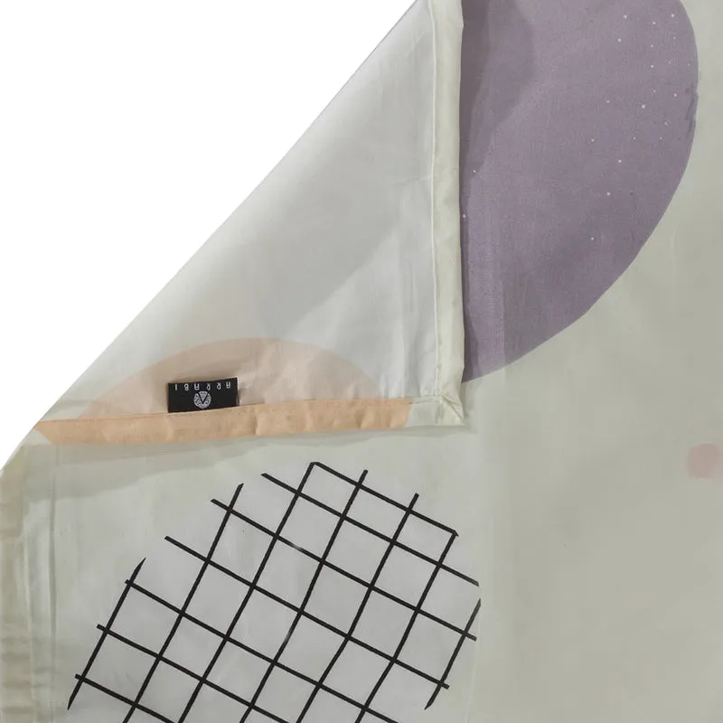 Iris Charm Table Cover media 5