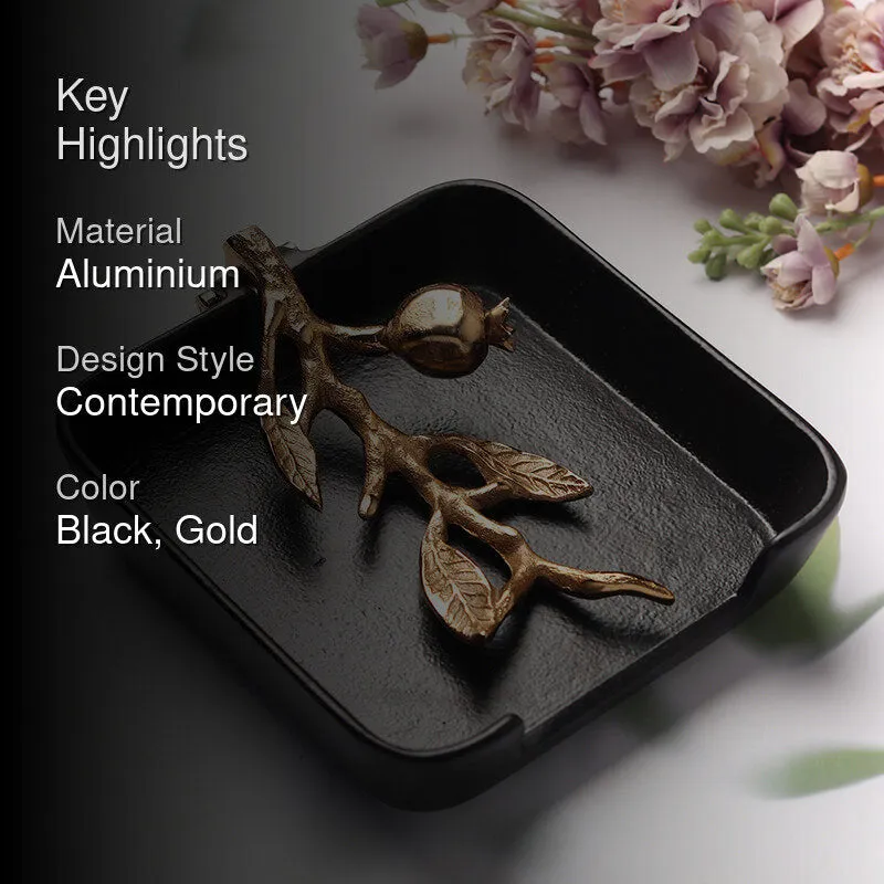 Riff Tissue Holder - Gold media 2