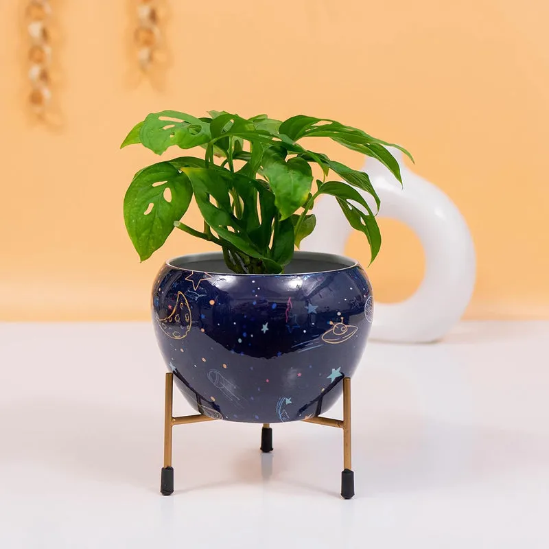 Kyari Midnight Orbit Metal Planter With Stand media 2