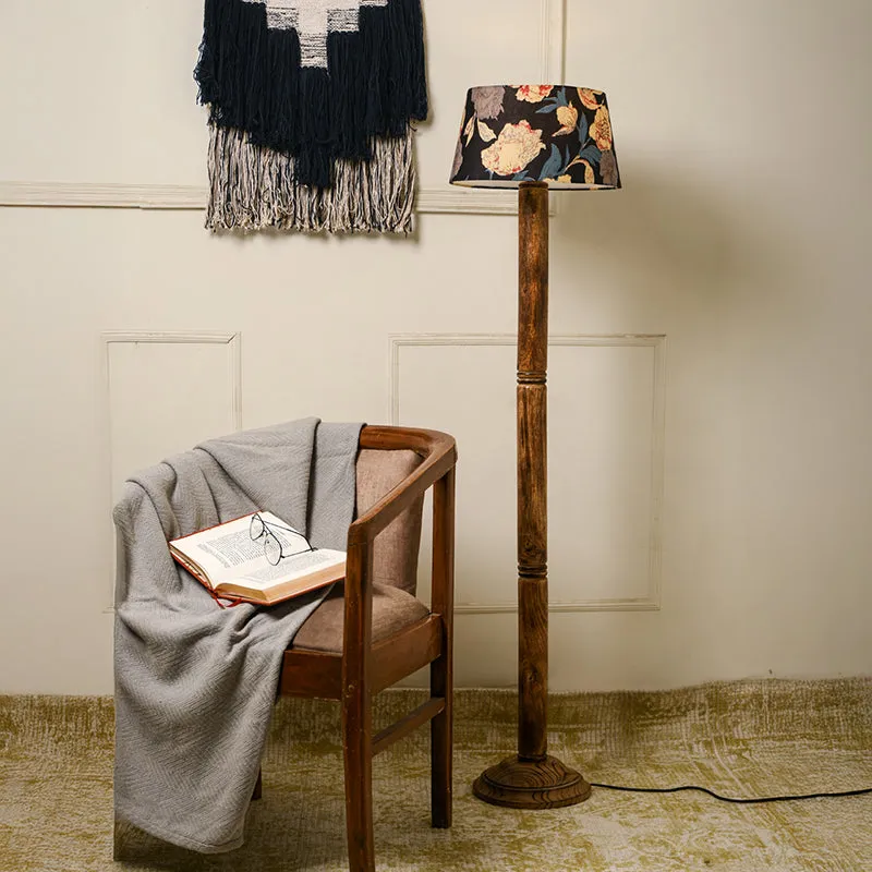 Uploom Prism Lotus Floor Lamp media 2