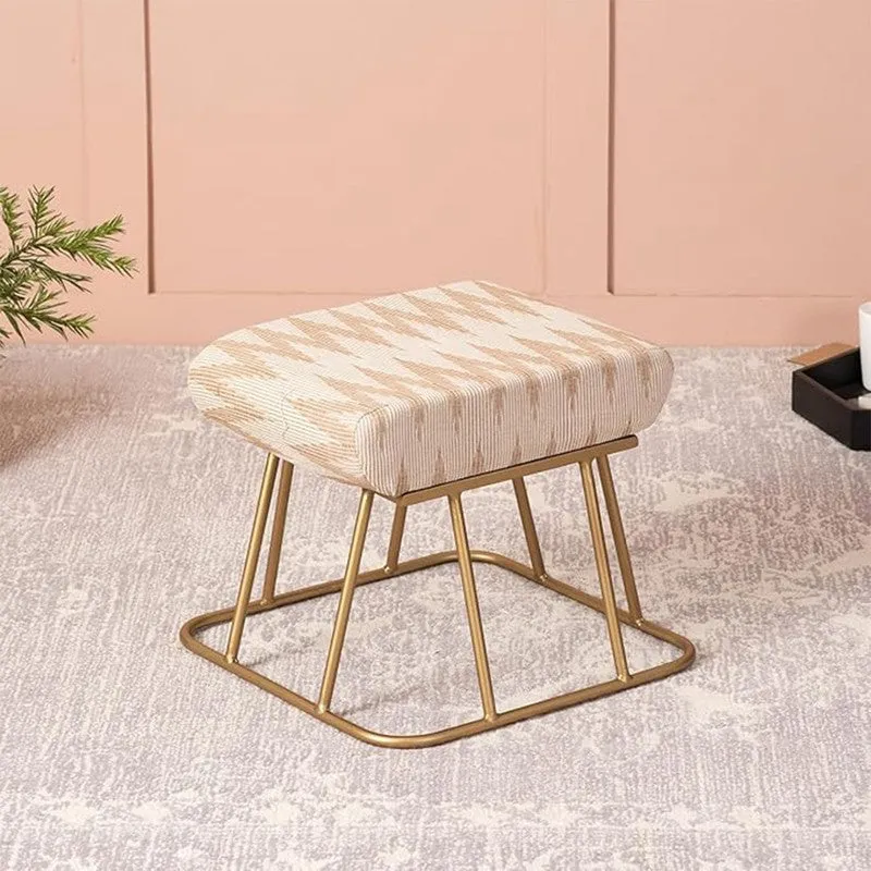 Calm Nest Ottoman - Beige media 1