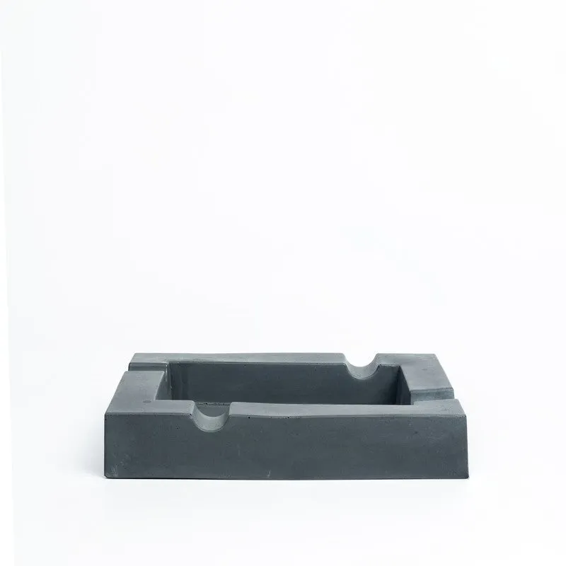 Wisto Ash Tray - Black media 3