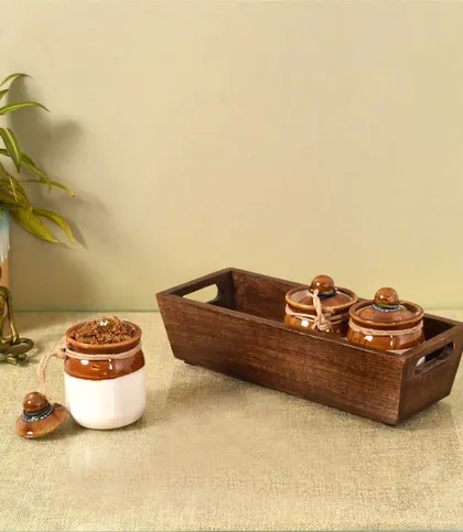 Ceramic · Wood