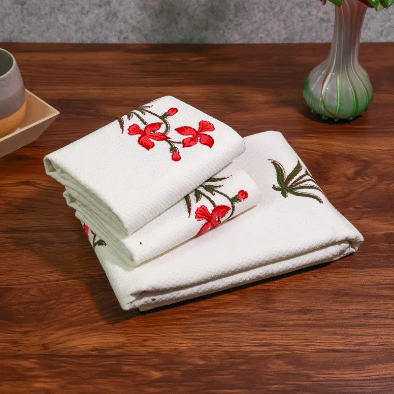 Tropical Bloom Cotton Towels (Green) - Three Piece Set media 6