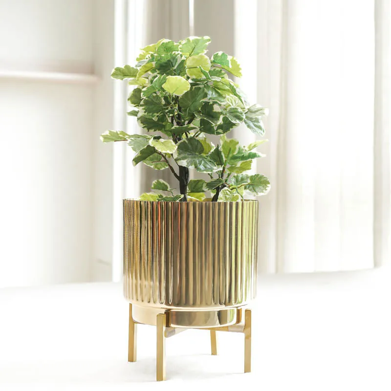 Royale Golden Metal Fluted Planter media 2