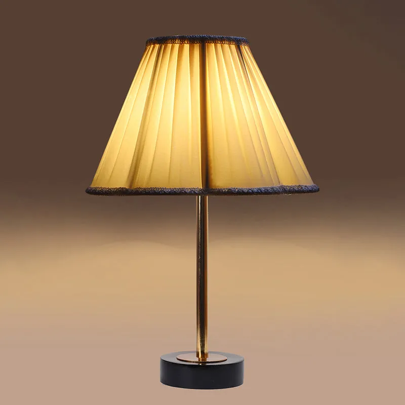 Pleatra Rodin Wooden Table Lamp - White,Gold,Black media 6