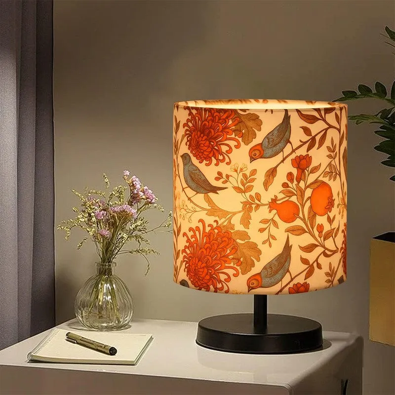 WingEcho Light Metal Table Lamp media 1