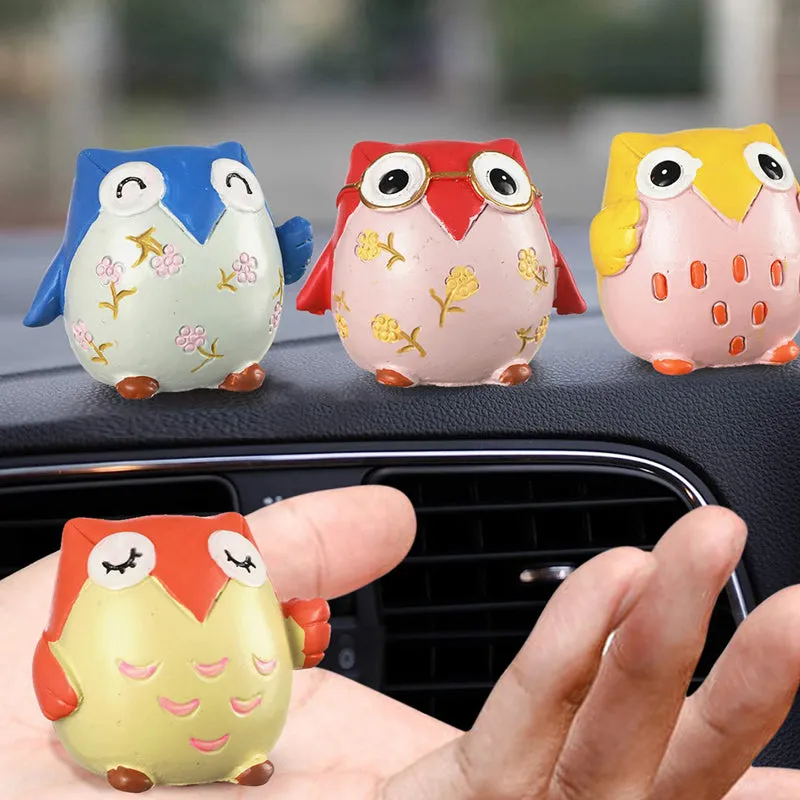 Blinking Owls Resin Showpiece - Set Of Four media 4