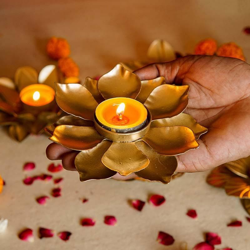 Floral Desires Tealight Holder Set media 6