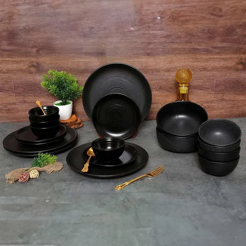 Vinara Handmade Dinner Set - 26 Piece Set media 3