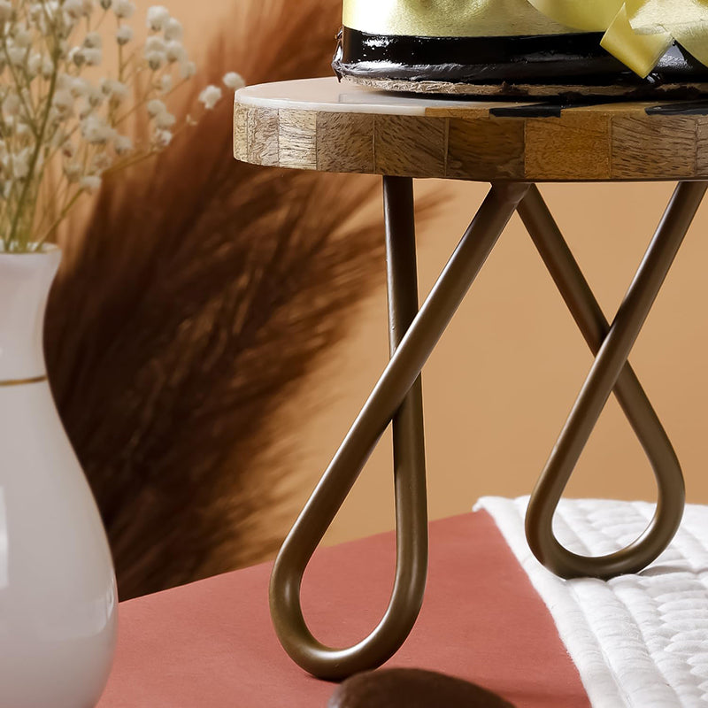 Floura Cake Stand media 3