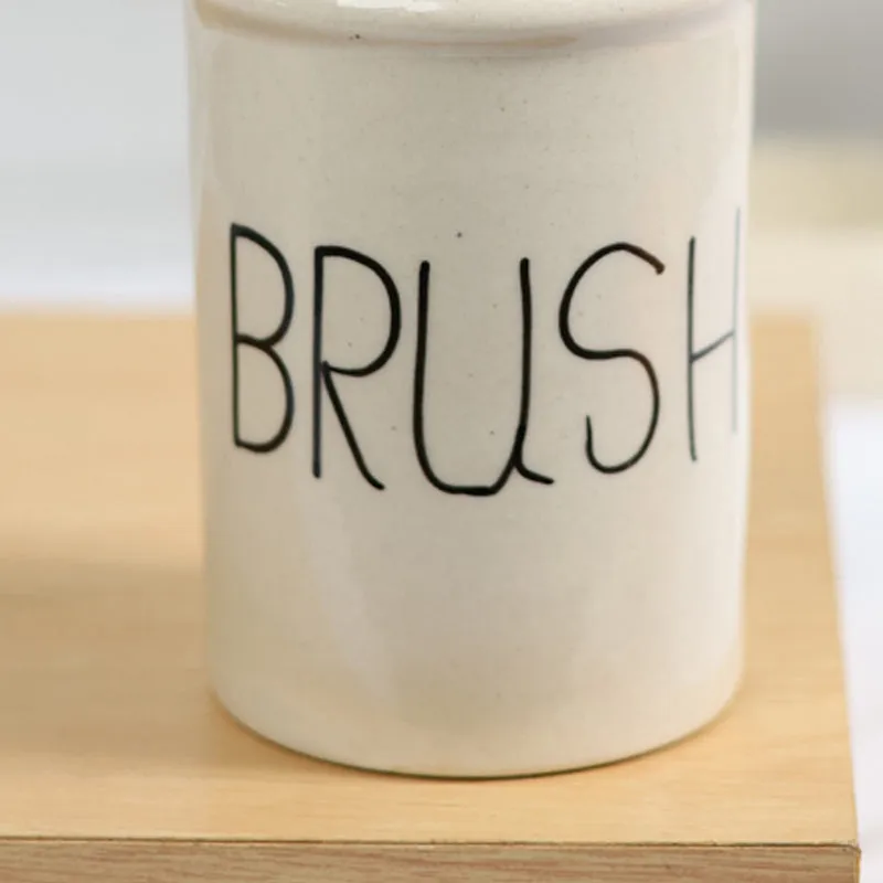 Penelope Ceramic Brush Holder media 5