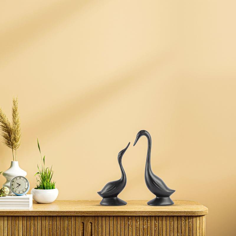 Priva Swan Mate Showpiece (Black) - Set Of Two media 3