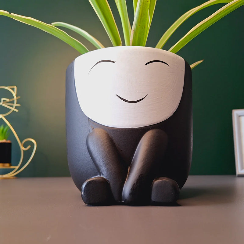 Visage Ceramic Planter - Black media 4