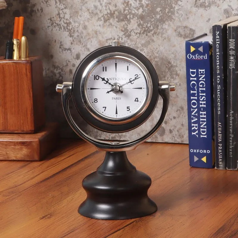 Classic Round Table Clock Black,Silver media 1