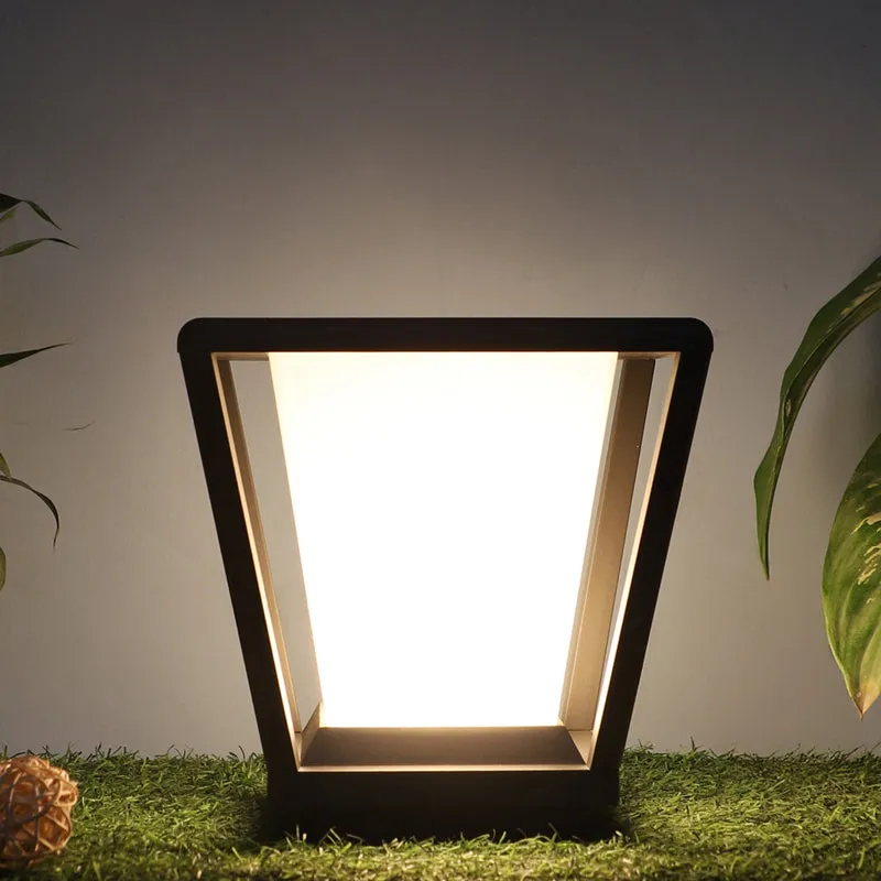 Aneik Aluminium Wall Lamp media 1