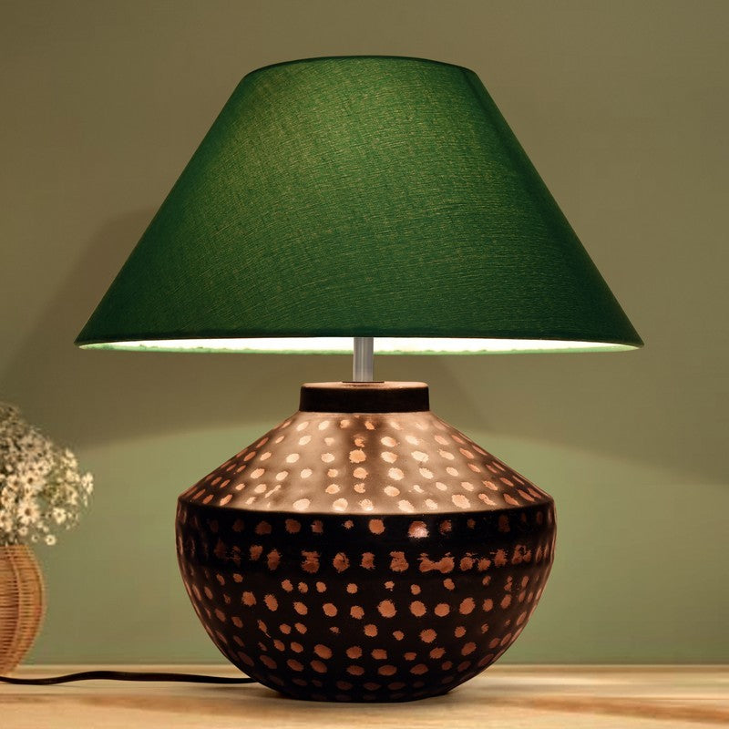 GlowEdge Sleek Tech Metal Table Lamp - Green