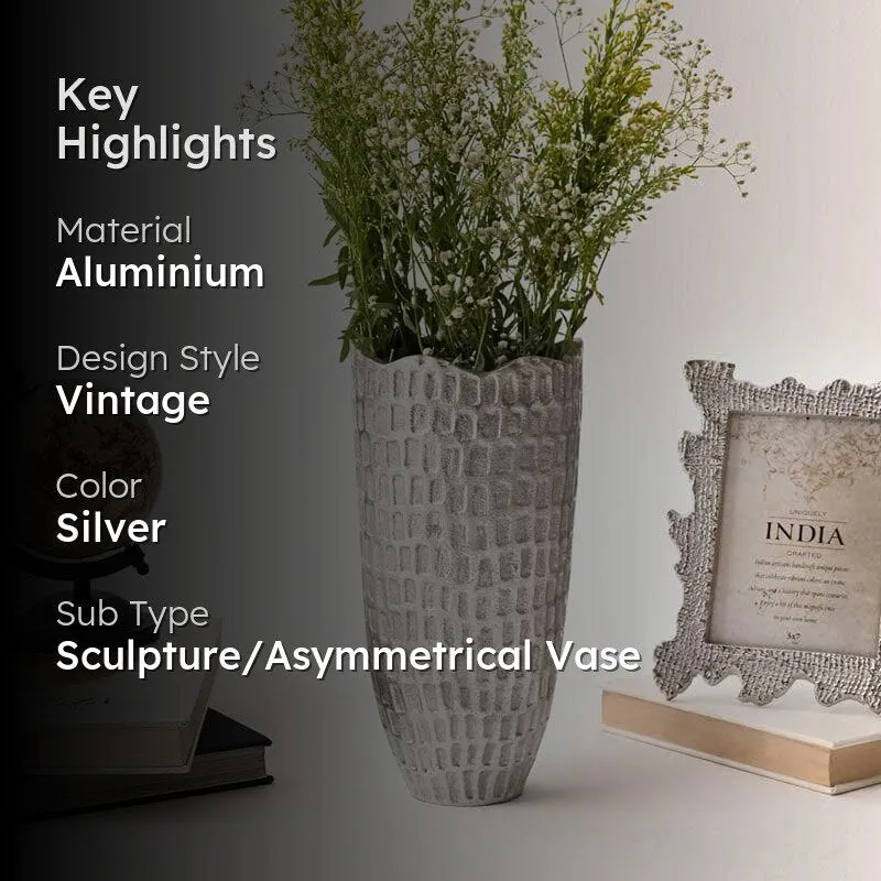 Silver Grided Vase media 2