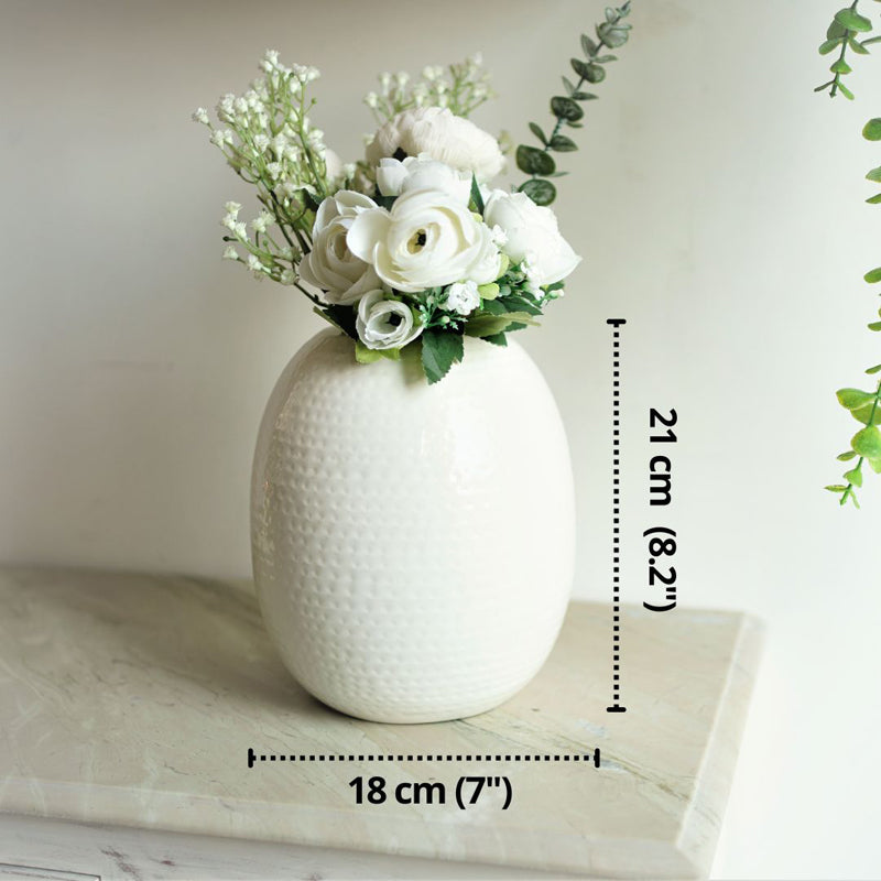 Adya Hammered Oval Vase media 4